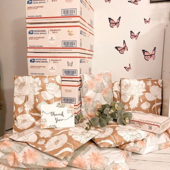 Meet your Seller 🌻 - Picture 14 of 14